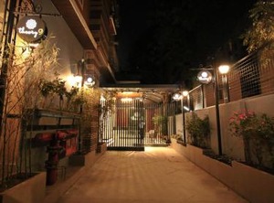 Stay Bandra East | Bandra West