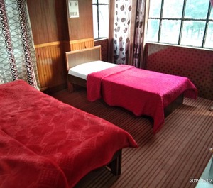 Hotel Surya Lok 