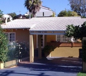 La Mediterranean Cottage 