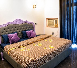 Oyo Hotel 