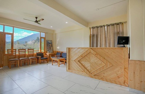 Old Manali Villa | 100 m² Villa ∙ 14 bedrooms ∙ 2 guests