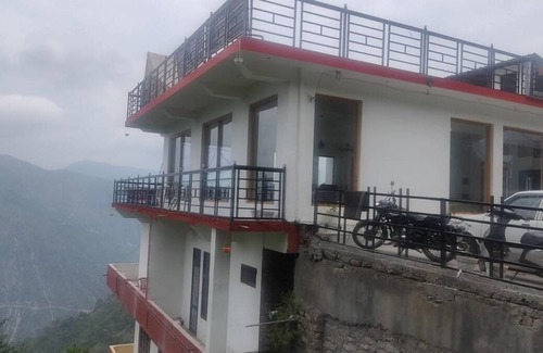 Dalhousie House | 112 m² House ∙ 8 bedrooms ∙ 4 guests