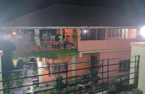 Yellapur Apartment | 120 m² Apartment ∙ 3 bedrooms ∙ 10 guests