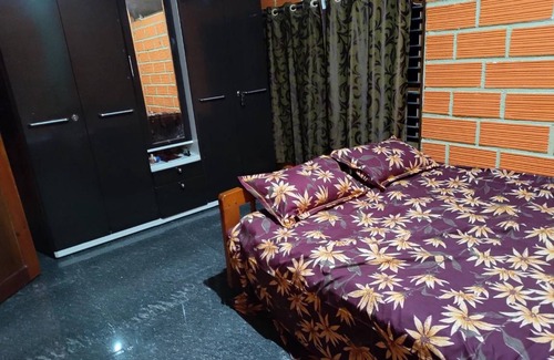 Yellapur Apartment | 120 m² Apartment ∙ 3 bedrooms ∙ 10 guests