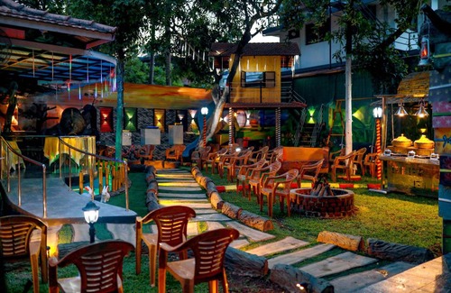 Thrissur Villa | 120 m² Villa ∙ 2 bedrooms ∙ 6 guests