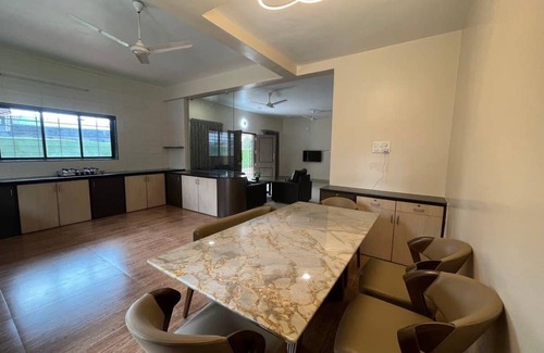 Lonavala Villa | 1200 m² Villa ∙ 8 bedrooms ∙ 25 guests