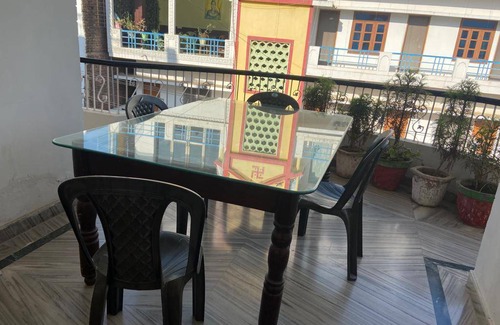 Bodh Gaya Bed & Breakfast | 13 m² Bed and breakfast ∙ 4 guests