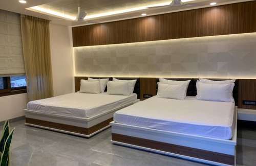 Mount Abu Apartment | 139 m² Apartment ∙ 5 bedrooms ∙ 15 guests