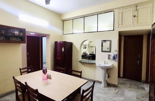 Kolkata House | 146 m² House ∙ 3 bedrooms ∙ 7 guests