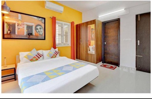 Krishnarajapura House | 1500 m² House ∙ 1 bedroom ∙ 2 guests