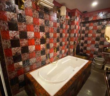 Kurla West Hotel | 220 m² Hotel ∙ 2 guests