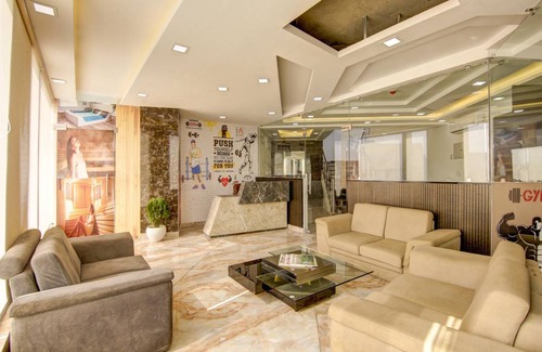 Mahipalpur Extension Hotel | 220 m² Hotel ∙ 2 bedrooms ∙ 4 guests