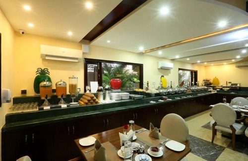 Mahipalpur Extension Hotel | 220 m² Hotel ∙ 2 bedrooms ∙ 4 guests