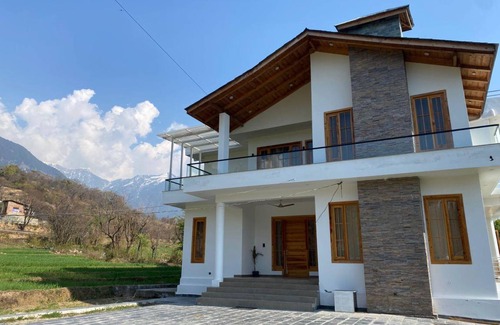 Sidhpur Villa | 224 m² Villa ∙ 4 bedrooms ∙ 8 guests