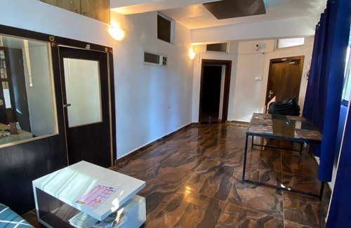 Mount Abu House | 232 m² House ∙ 3 bedrooms ∙ 14 guests