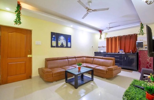 Vagator House | 2BHK Stunning Apartment Near Beach