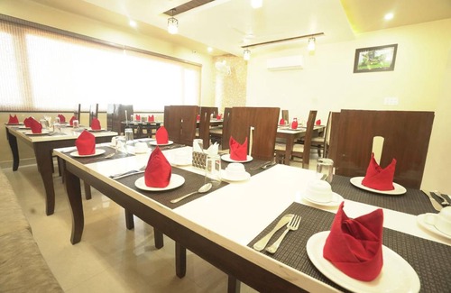 Bharatpur Hotel | 30 m² Hotel ∙ 6 guests
