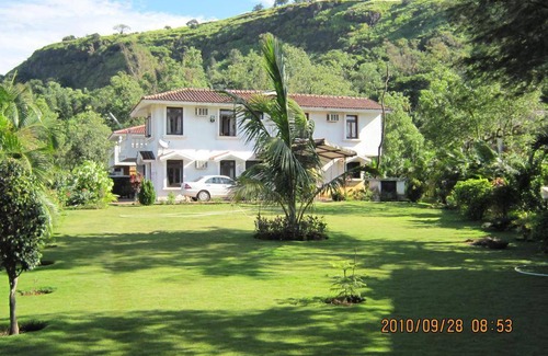 Lonavala Villa | 300 m² Villa ∙ 4 bedrooms ∙ 30 guests