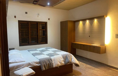 Sringeri House | 3000 m² House ∙ 4 bedrooms ∙ 12 guests