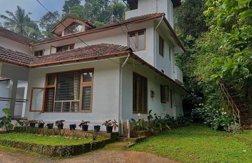 Vythiri House | 3000 m² House ∙ 4 bedrooms ∙ 14 guests