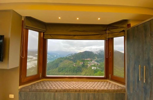 Shimla Bed & Breakfast | 360 Degree Hill View Luxury BnB