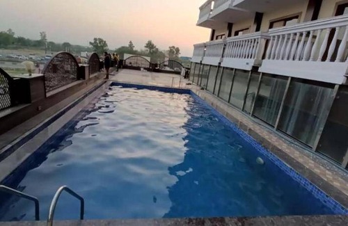Sonepat Hotel | 370 m² Hotel ∙ 4 guests
