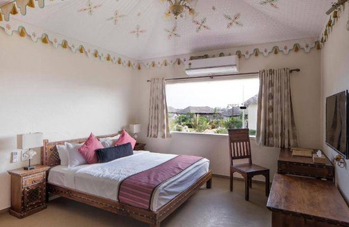 Mandvi Resort | 372 m² Resort ∙ 4 guests