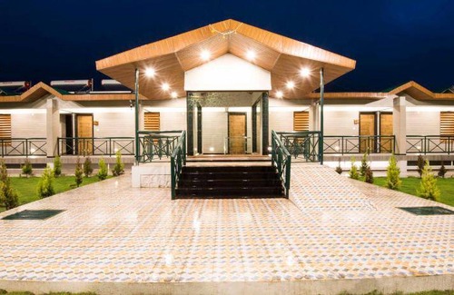 Panchgani Resort | 42 m² Resort ∙ 5 guests