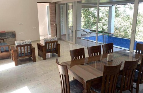 Lonavala Resort | 450 m² Resort ∙ 3 bedrooms ∙ 6 guests