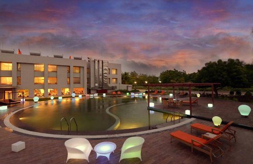 Gujarat Resort | 47 m² Resort ∙ 127 guests