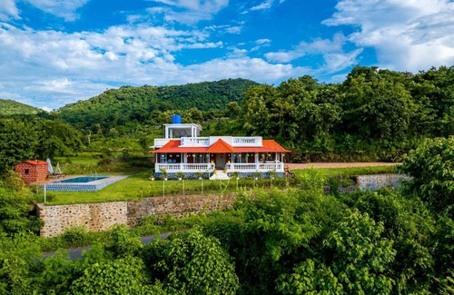 Korlai Hotel | 929 m² Hotel ∙ 3 bedrooms ∙ 15 guests