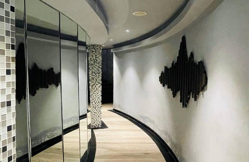 Dumas Apartment | 93 m² Apartment ∙ 2 bedrooms ∙ 4 guests