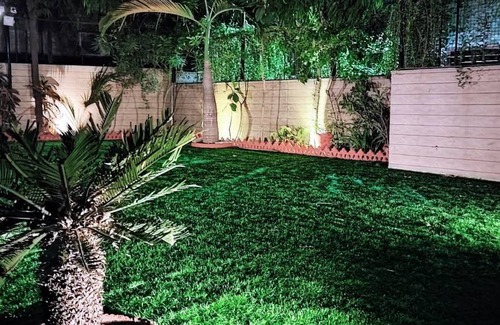 Maninagar House | 960 m² Bungalow ∙ 3 bedrooms ∙ 9 guests