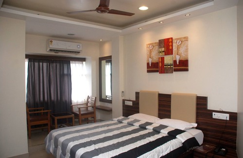 Bandra West Hotel | Bandra Residency