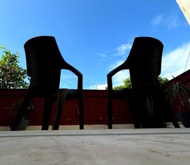 DLF Phase 3 Bed & Breakfast | Business stay