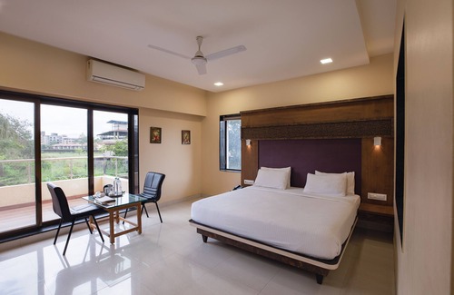 Lonavala Hotel | City Palace Resort