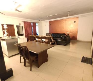 Whitefield House | CITY SUITES