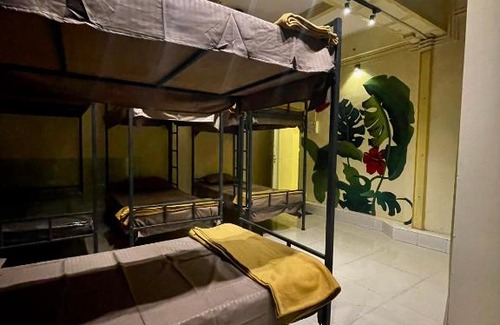 Thane East Hostel | DormaVista AC Dormitory