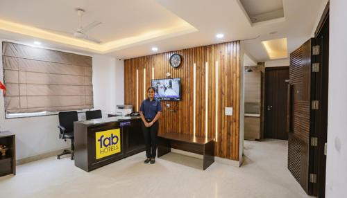 Kalkaji Hotel | FabExpress Dream Living