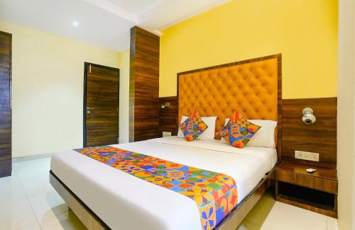 Masjid Bandar Hotel | FabExpress New Silver Elite