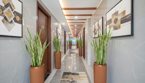 Lakshminarayana Pura Hotel | FabHotel Redmoon Suites - Nr Brookfield