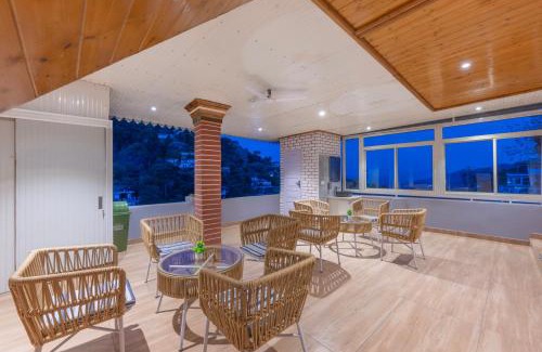 Dharampur House | FarmVille Valley View Room