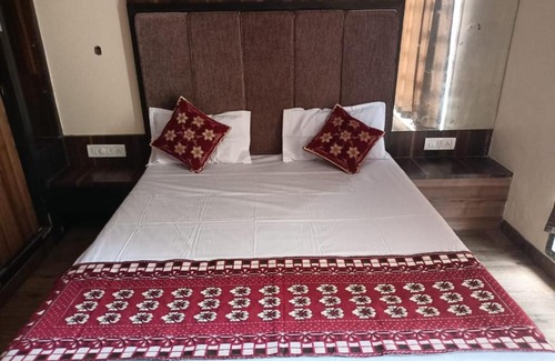 Lonavala Villa | Golden Leaf Bungalow No 4