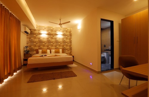Hampankatta Hotel | Grand Plaza Hotel