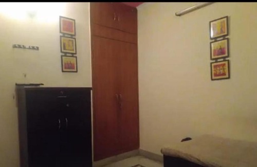 Kalkaji Hostel | Gutloo backpackers