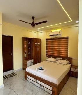 Kakkanad Hotel | Hawa Residency