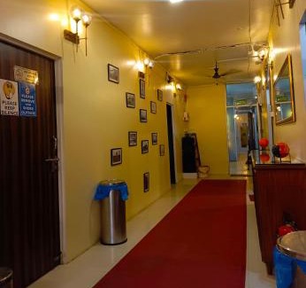 Kashmere Gate Hostel | Homestay Ac Dormitory