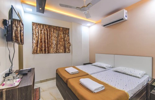 Malad West Hostel | Hostel ∙ 8 guests