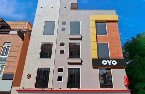 Gandhi Nagar Hotel | Hotel ∙ 2 guests