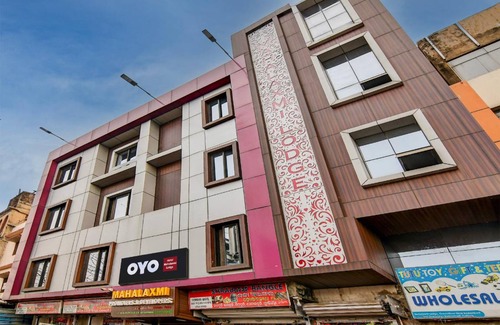 Cuttack Hotel | Hotel ∙ 3 guests